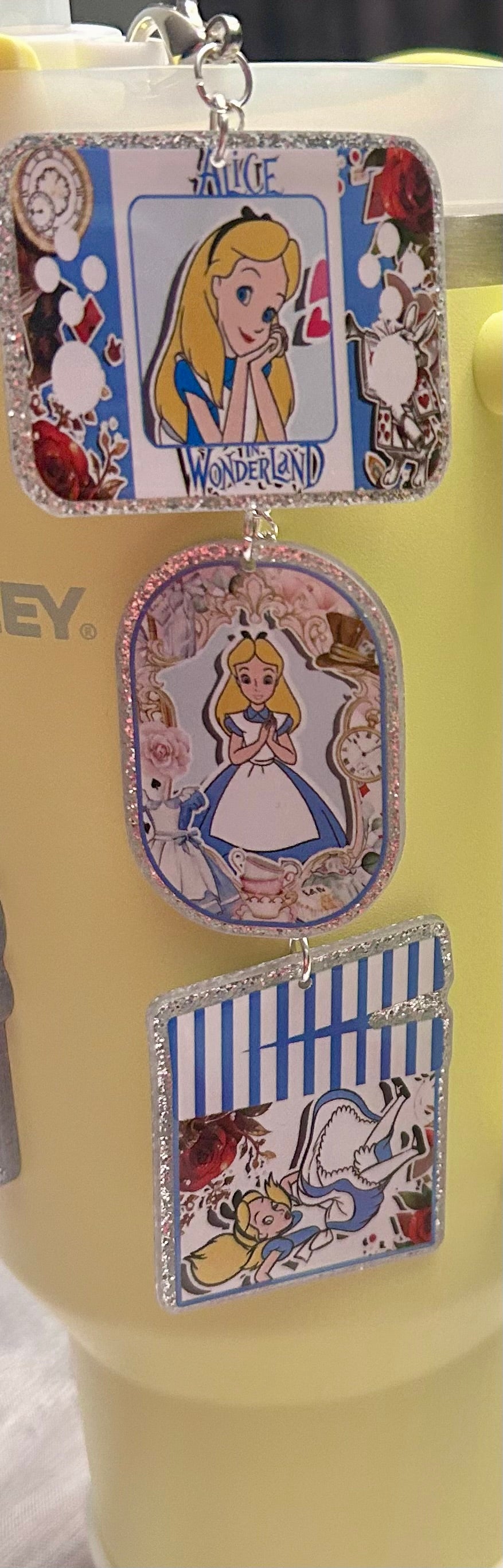 Alice Straw Topper Dangle Charm