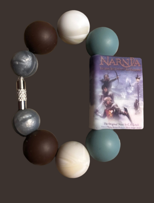 Narnia Handle Charm